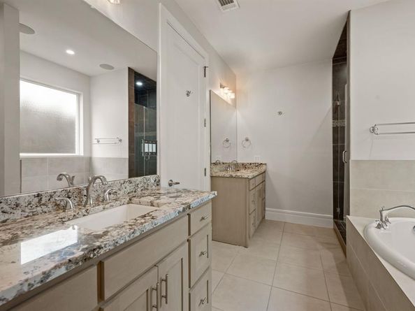 5014  Pershing Avenue , Fort Worth Texas 76107