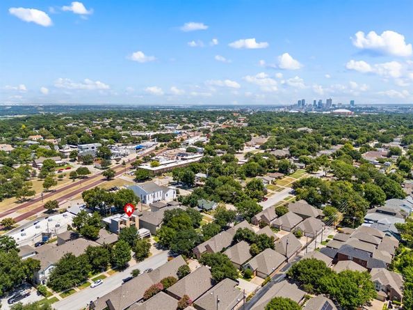 5014  Pershing Avenue , Fort Worth Texas 76107