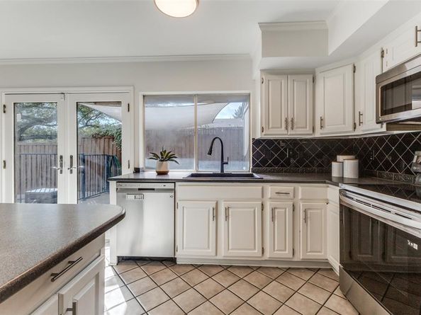 11018  Listi Drive , Dallas Texas 75238