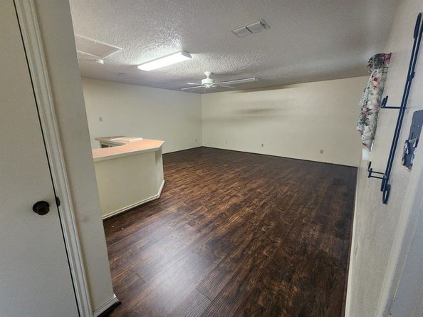823  Marigold Drive , Cedar Hill Texas 75104