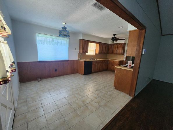 823  Marigold Drive , Cedar Hill Texas 75104