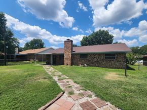 823  Marigold Drive , Cedar Hill Texas 75104