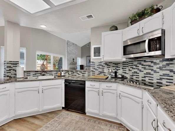 6006  Ponderosa Trail Court , Garland Texas 75043