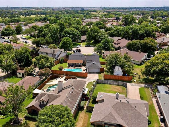 6006  Ponderosa Trail Court , Garland Texas 75043