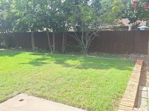 222  Mistletoe Drive , Richardson Texas 75081