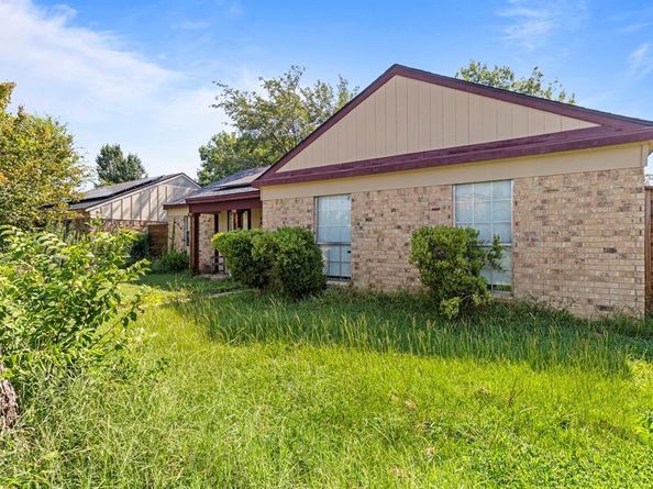 516  Esterine Road , Dallas Texas 75217