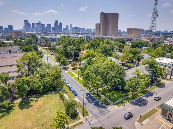 4425  Swiss Avenue , Dallas Texas 75204