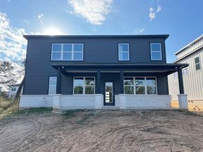 1410  Diceman Avenue , Dallas Texas 75203