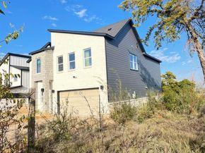 1410  Diceman Avenue , Dallas Texas 75203