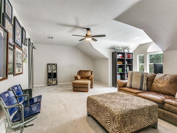 541  Austin Oaks Drive , Grapevine Texas 76051