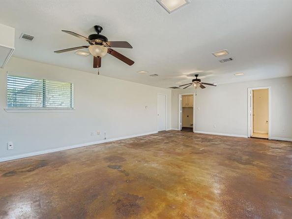 1610  Concord Place , Carrollton Texas 75007