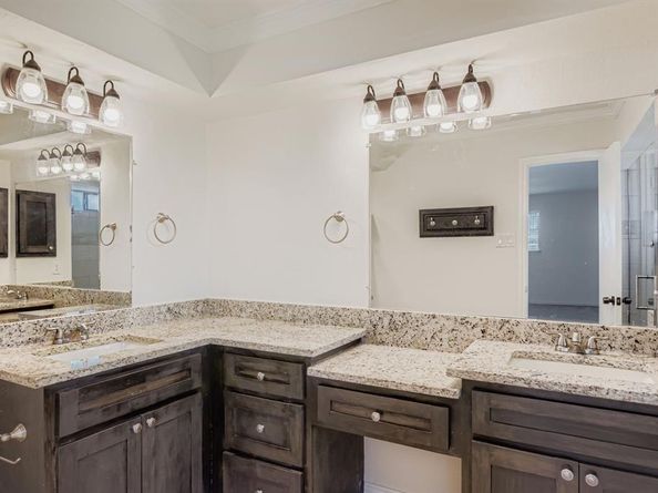1610  Concord Place , Carrollton Texas 75007