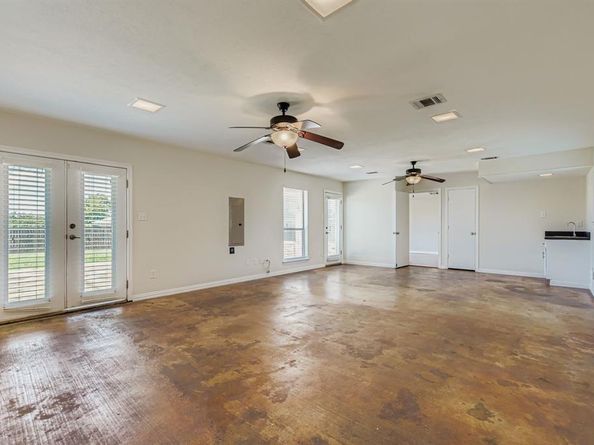 1610  Concord Place , Carrollton Texas 75007