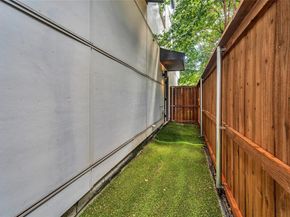4208  Live Oak Street  104, Dallas Texas 75204