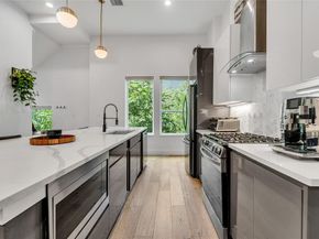 4208  Live Oak Street  104, Dallas Texas 75204