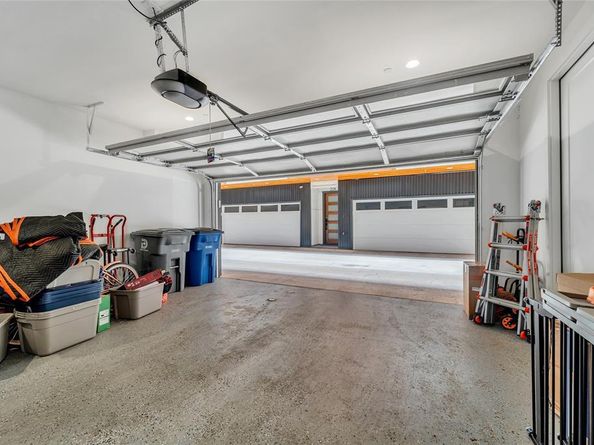 4208  Live Oak Street  104, Dallas Texas 75204
