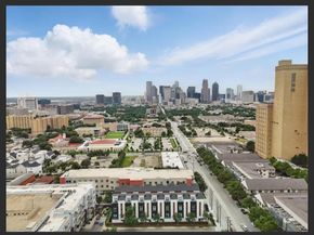 4208  Live Oak Street  104, Dallas Texas 75204
