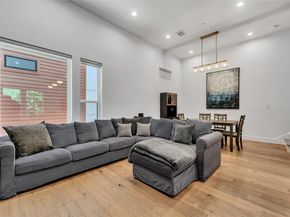4208  Live Oak Street  104, Dallas Texas 75204