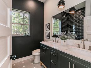 1140  Cedar Hill Avenue , Dallas Texas 75208