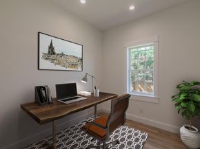1140  Cedar Hill Avenue , Dallas Texas 75208