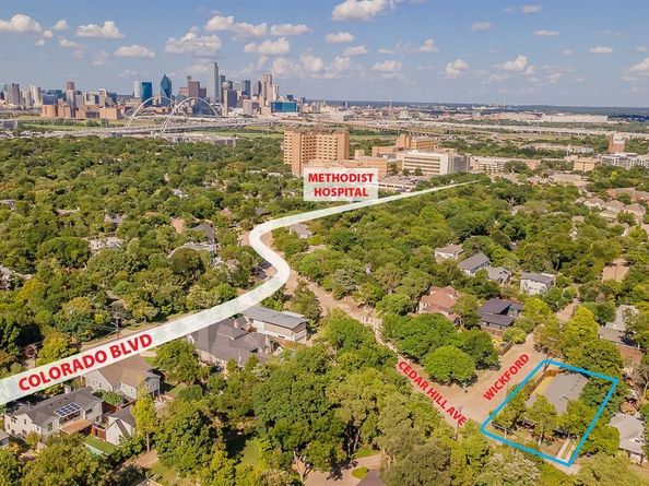 1140  Cedar Hill Avenue , Dallas Texas 75208