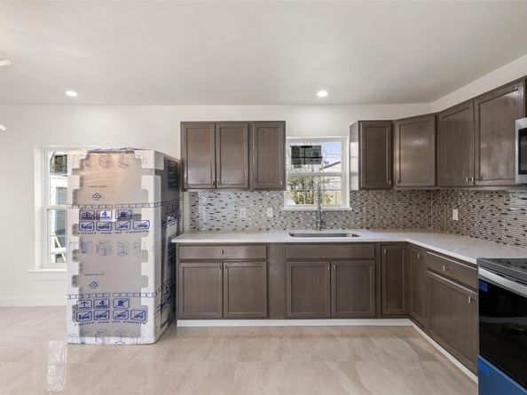 5109  Roxie Street , Haltom City Texas 76117