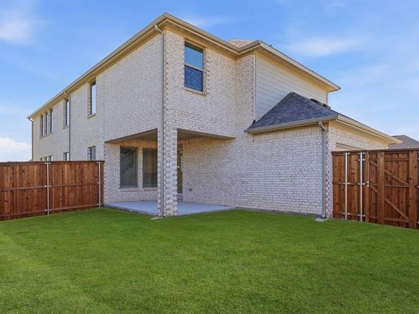 1605  Barnwood Road , Celina Texas 75009