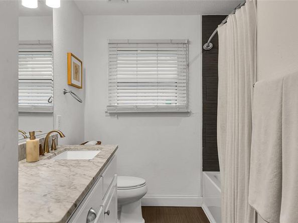 10132  Baronne Circle , Dallas Texas 75218