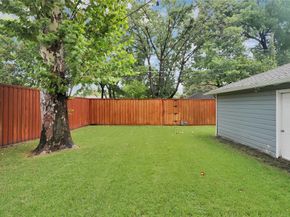 10132  Baronne Circle , Dallas Texas 75218