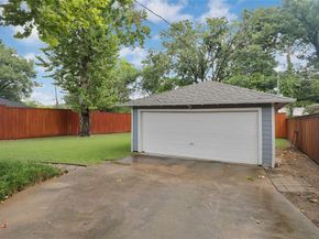 10132  Baronne Circle , Dallas Texas 75218