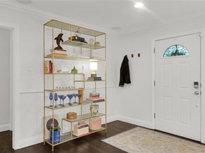 10132  Baronne Circle , Dallas Texas 75218