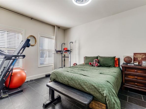 2171  Helsminster Drive , Dallas Texas 75201