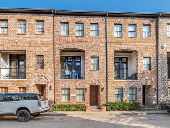2171  Helsminster Drive , Dallas Texas 75201