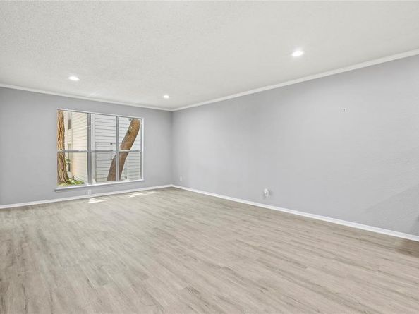 4859  Cedar Springs Road  157, Dallas Texas 75219
