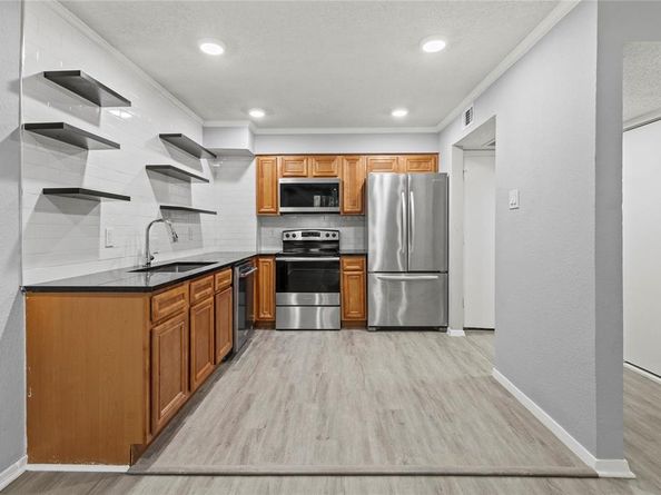 4859  Cedar Springs Road  157, Dallas Texas 75219