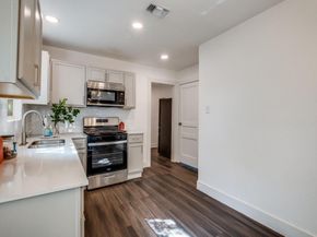 3027  Southland Street , Dallas Texas 75215