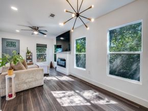 3027  Southland Street , Dallas Texas 75215