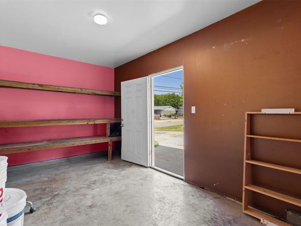 2734  Kellogg Avenue , Dallas Texas 75216