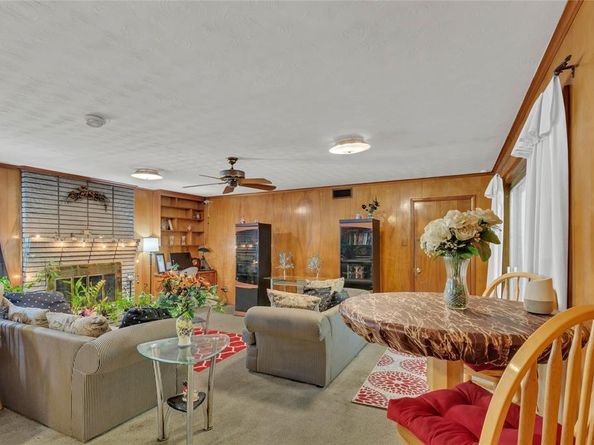827  Green Hill Road , Dallas Texas 75232