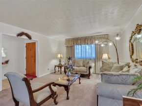 827  Green Hill Road , Dallas Texas 75232