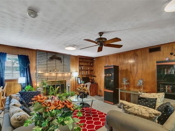 827  Green Hill Road , Dallas Texas 75232