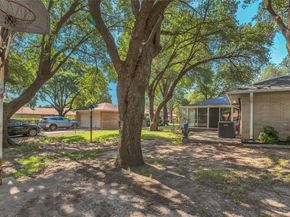 827  Green Hill Road , Dallas Texas 75232