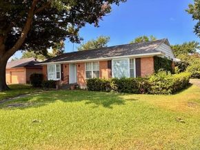 208 S Grove Road , Richardson Texas 75081
