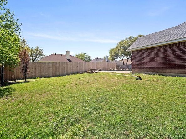 2112  Perry Drive , Mansfield Texas 76063