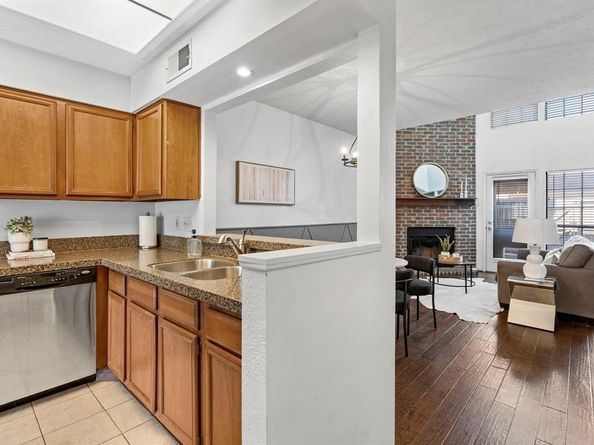 9910  Royal Lane  1105, Dallas Texas 75231