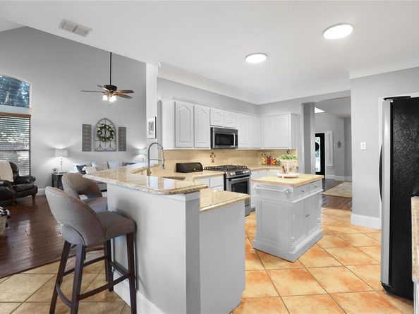 1010  Alameda Court , Allen Texas 75013