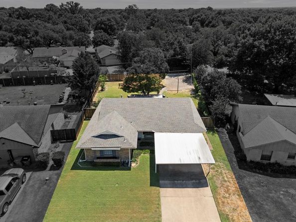 11114  Quail Run Street , Dallas Texas 75238