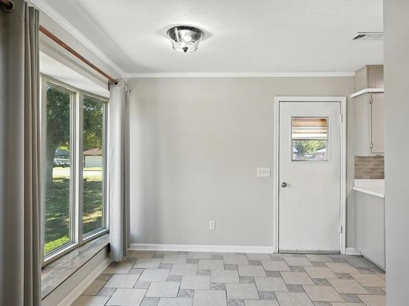 1028  Bryant Street , Benbrook Texas 76126