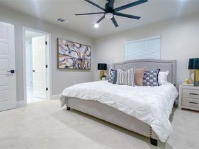 2838 W Kiest Boulevard , Dallas Texas 75233