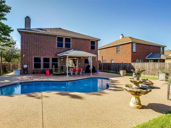1303  Red Deer Way , Arlington Texas 76002